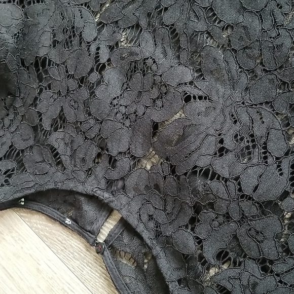 Black Lace Blouse - S - Picture 5 of 6